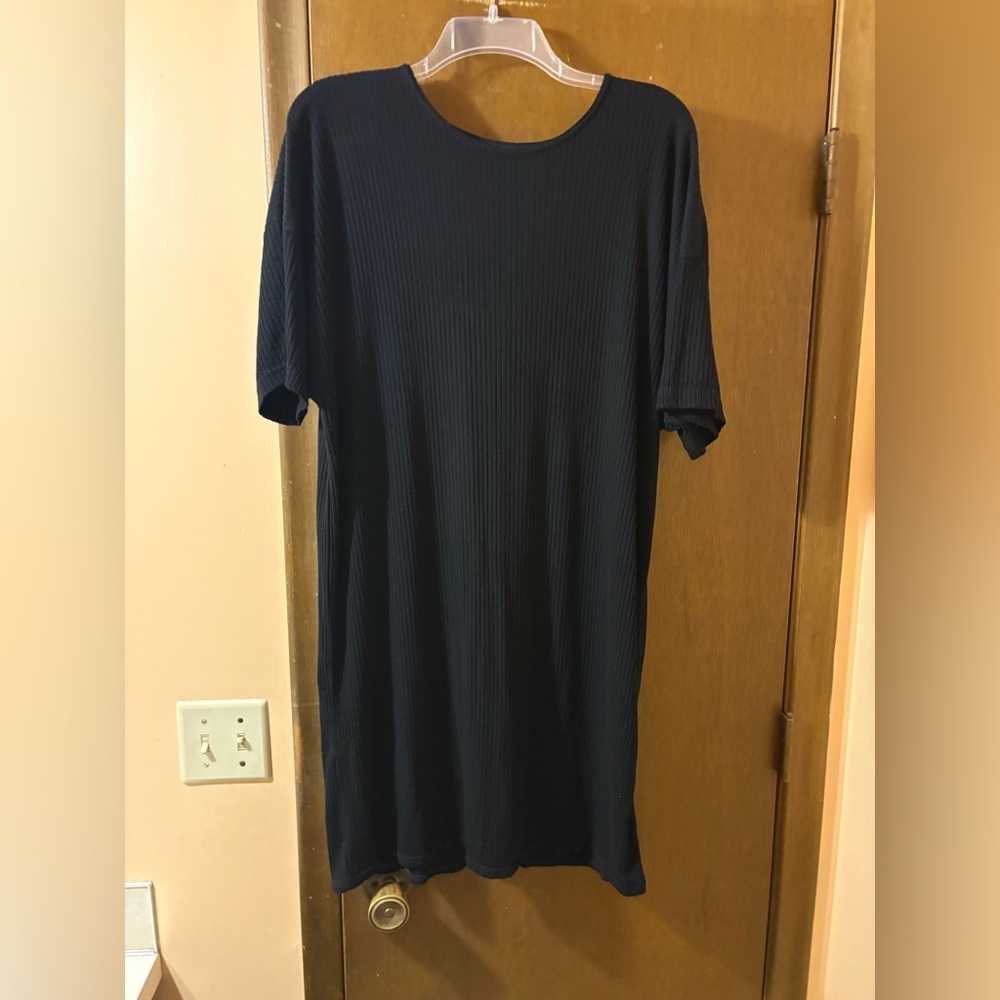 Hackwith Design House Black Ribbed Dress